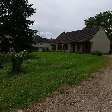 Villa Chez Berthe à Brinon-sur-Beuvron Extérieur photo